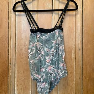 XS Free People Floral Cross-Back Cami Top